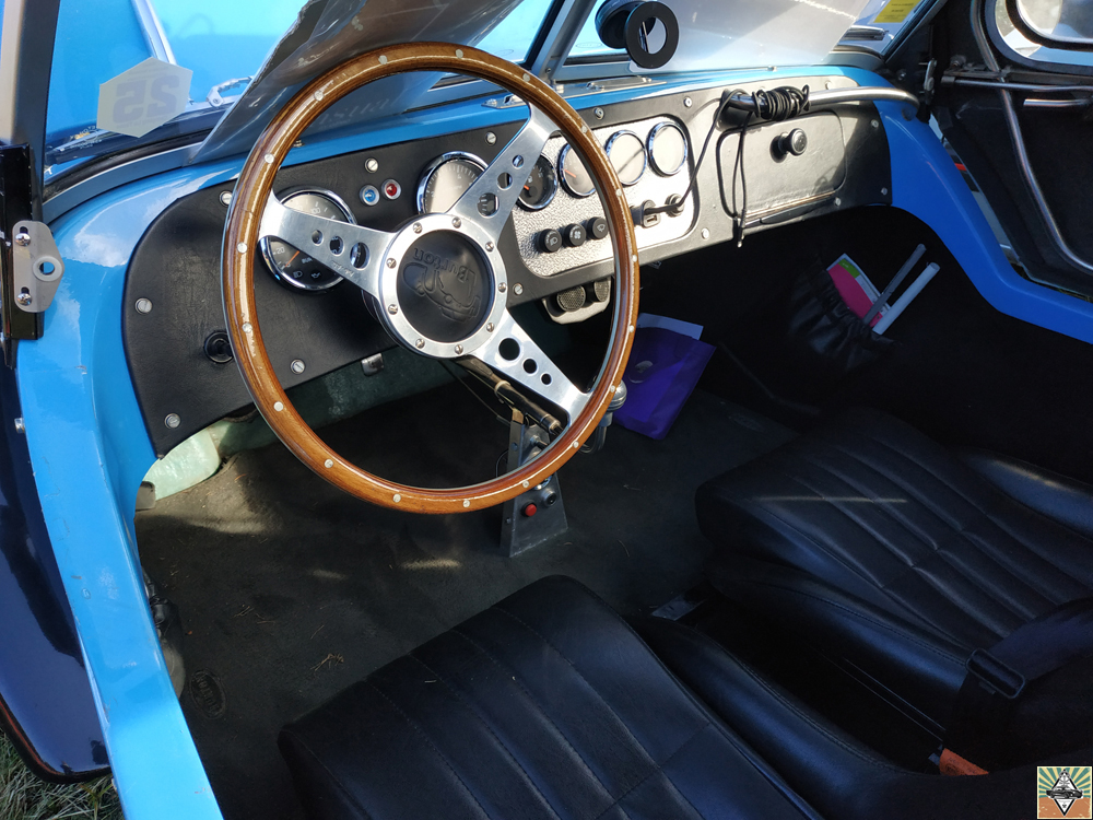 2CV Burton